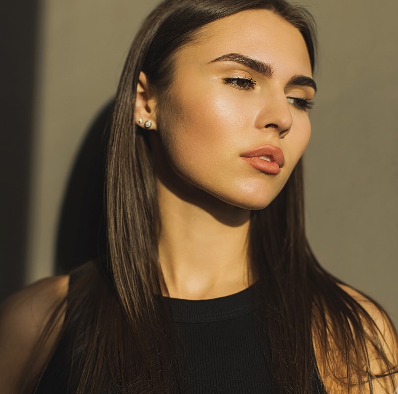 Portrait of a woman with natural lighting.